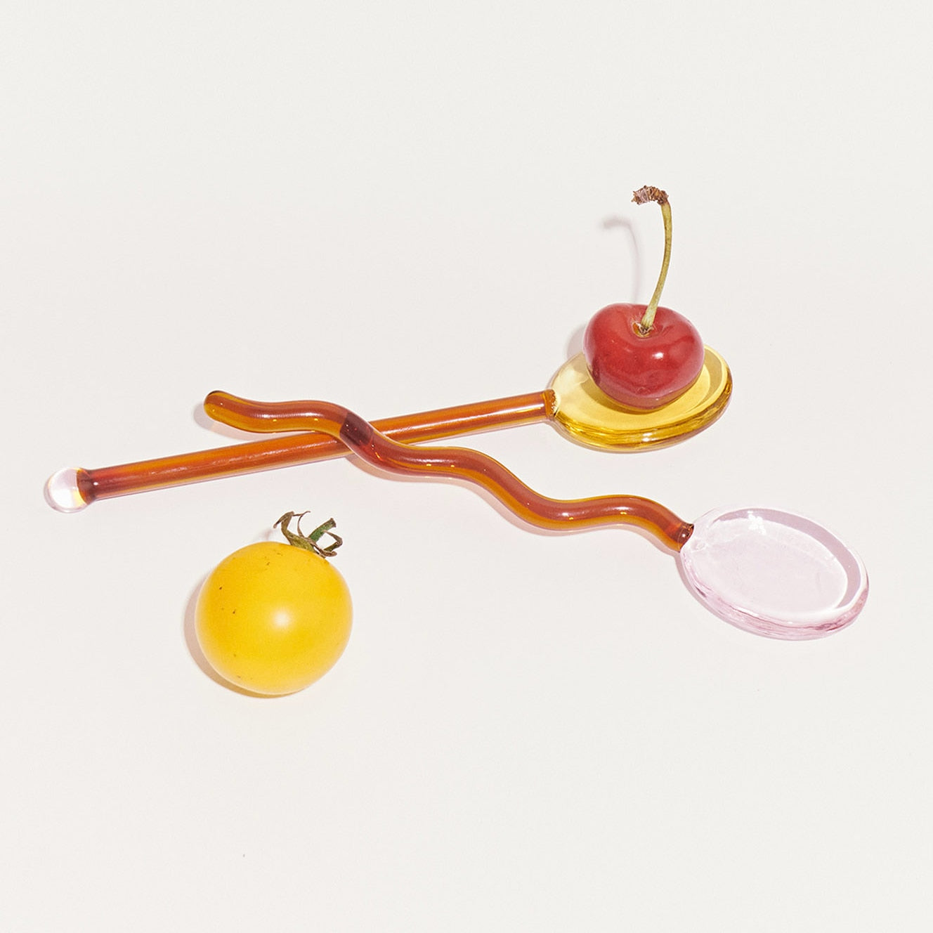 Cucharas de postre de vidrio onduladas divertidas